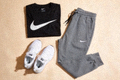 知名运动品牌Nike标志与运动服装